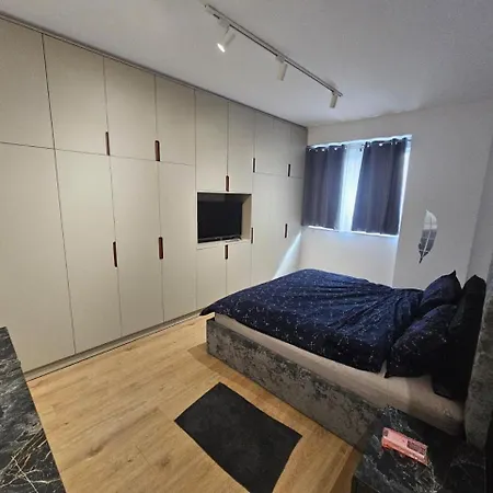 Diam - Liqeni I Thate - 公寓 地拉那