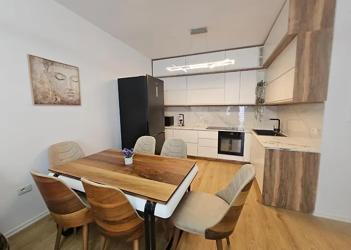 Diam - Liqeni I Thate - 地拉那