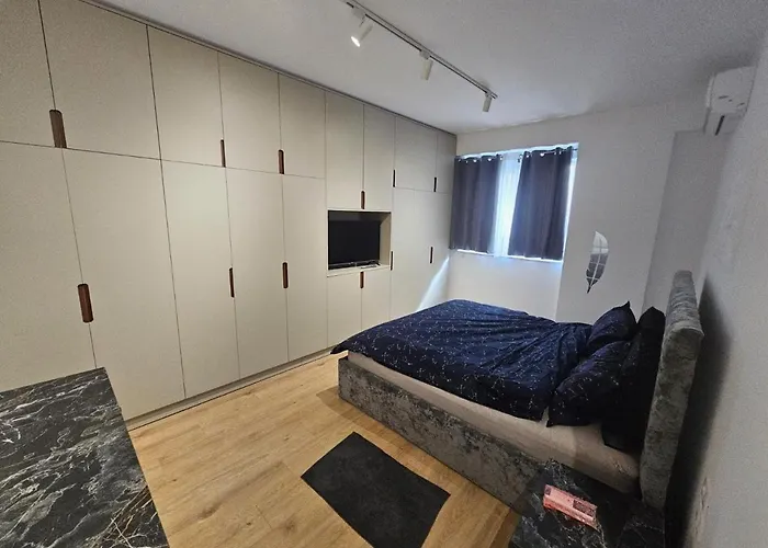 Diam - Liqeni I Thate - Apartmán Tirana